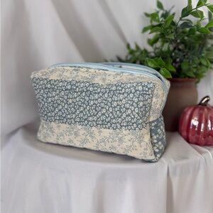 Vintage Floral Blue and Cream Women's Bag HANDMADE Up-Cycled Quilt